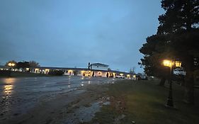 Sackville Inn